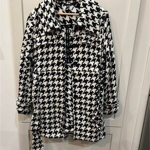 Hilfiger Black & White Spring/Fall Button-Up Jacket